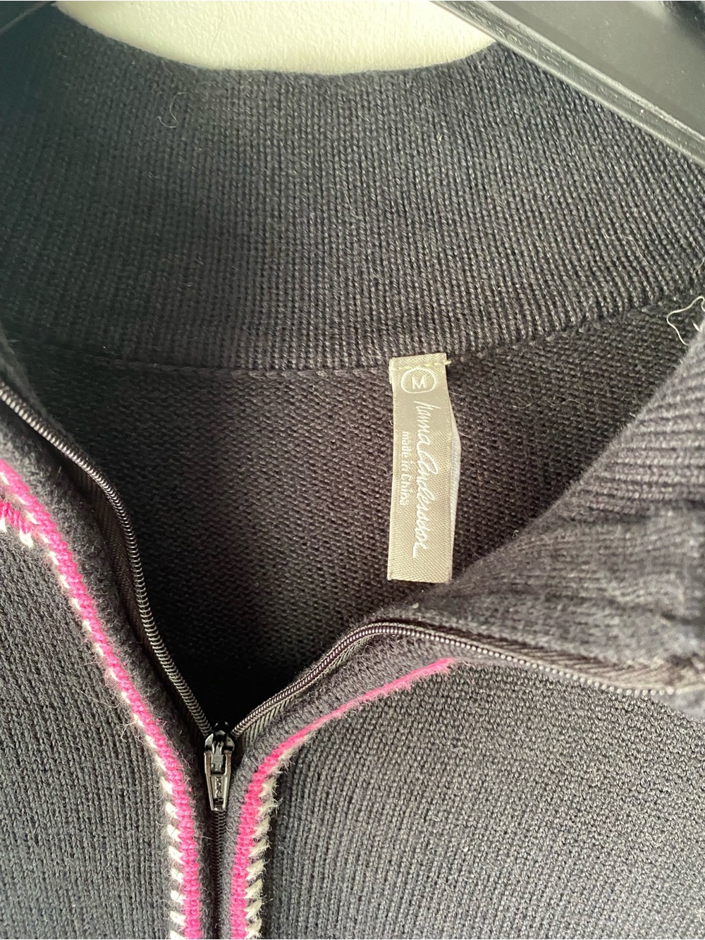 Hanna Andersson Black Pullover Sweater with Pink Embroidered Detail - Picture 4 of 4